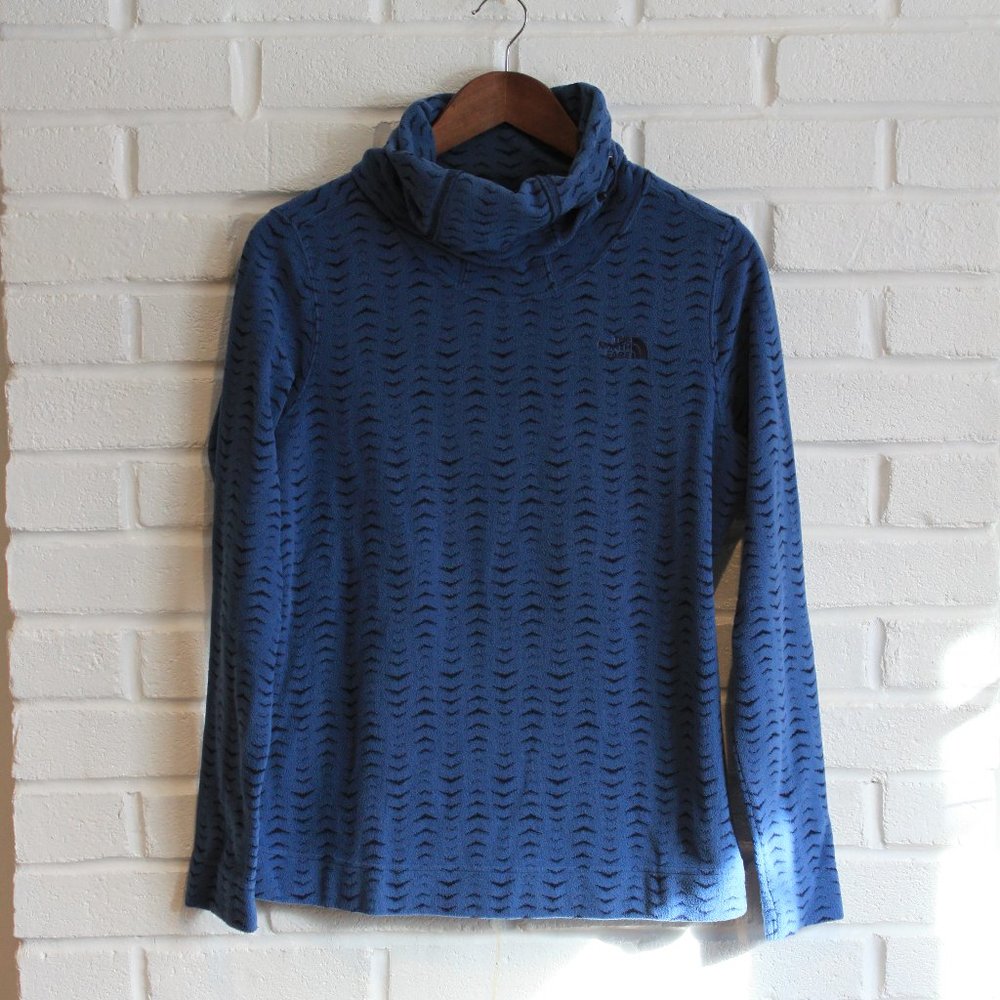 The North Face fleece size medium cowl neck pullover blue women's